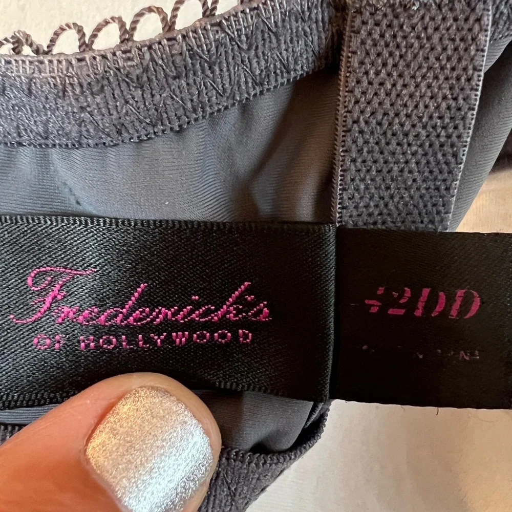 Frederick's of Hollywood Lace Underwire Bra - Black‎